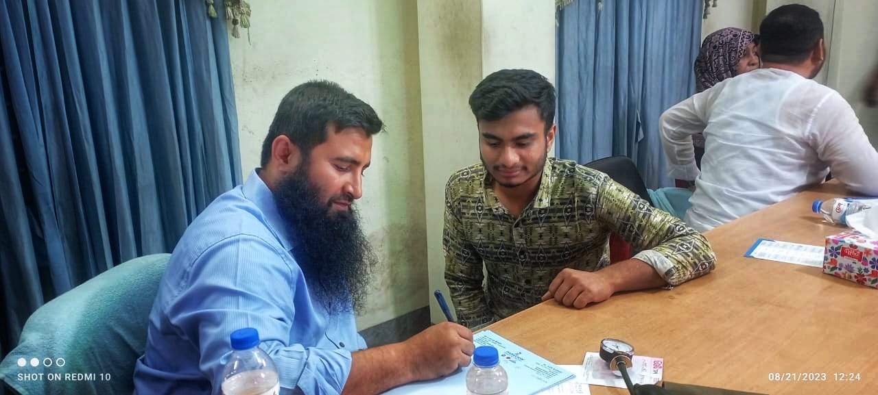ফ্রি মেডিকেল ক্যাম্প টেরিবাজার ব্যবসায়ী সমিতি ও পার্কভিউ হসপিটাল
